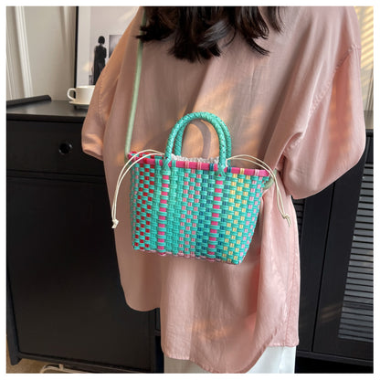 handmade vintage rattan tote bag, rattan crossbody bag, rattan bag, rattan shoulder bag, rattan handbag, rattan beach bag, rattan market bag, vintage rattan bag, handmade rattan bags